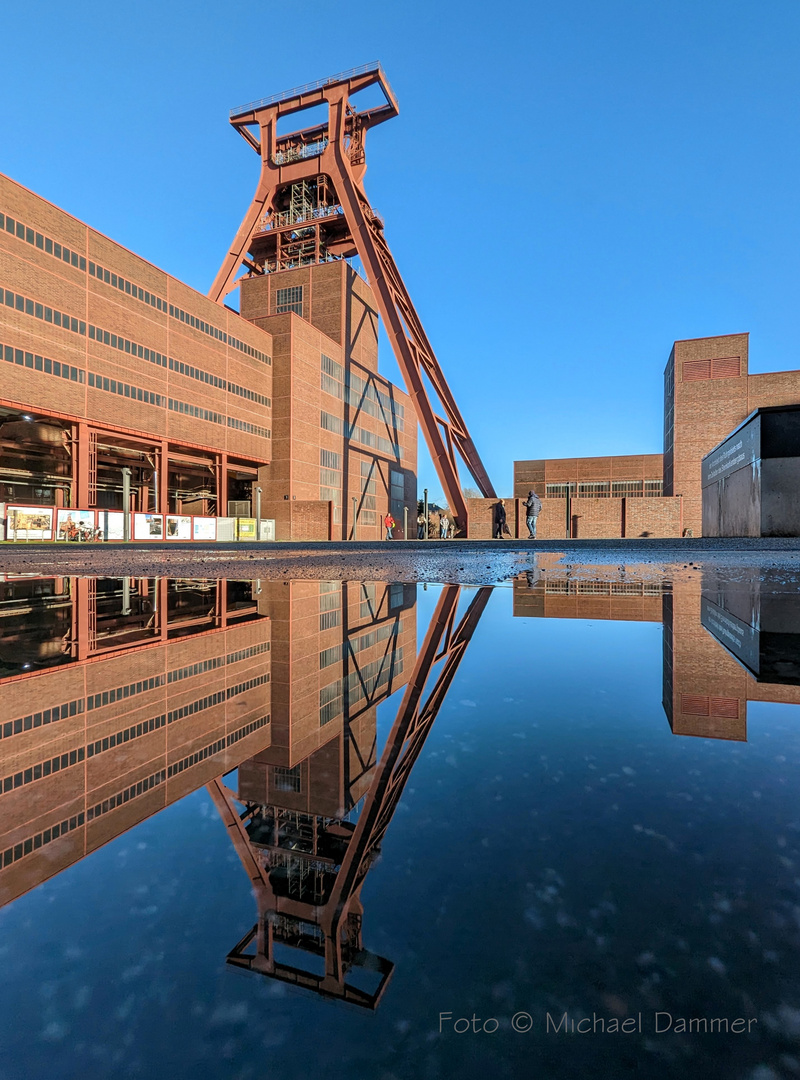 Zeche Zollverein nach dem Regen 