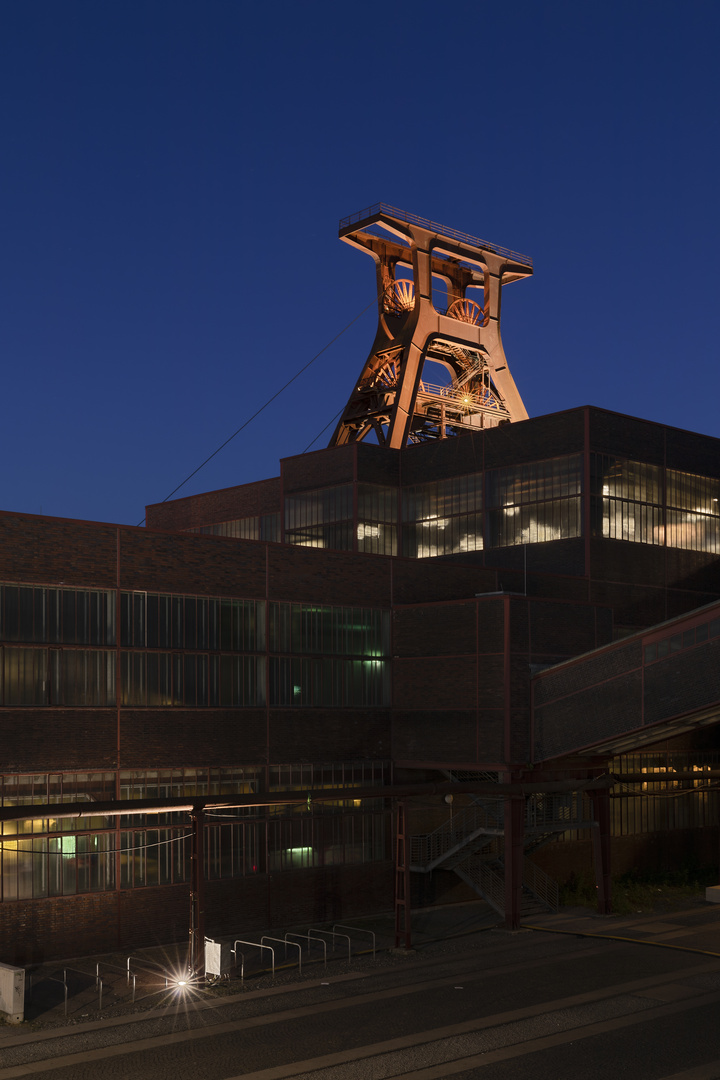 Zeche Zollverein – Rückseite Schacht XII (2)