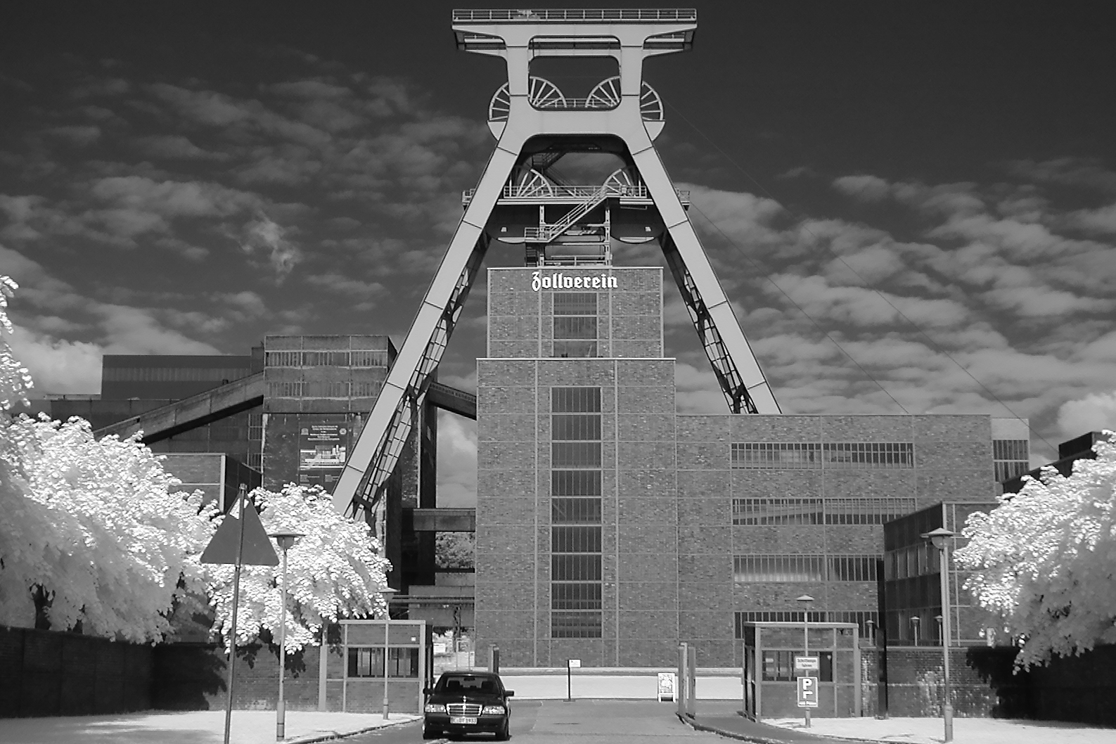 Zeche Zollverein Schacht XII Essen