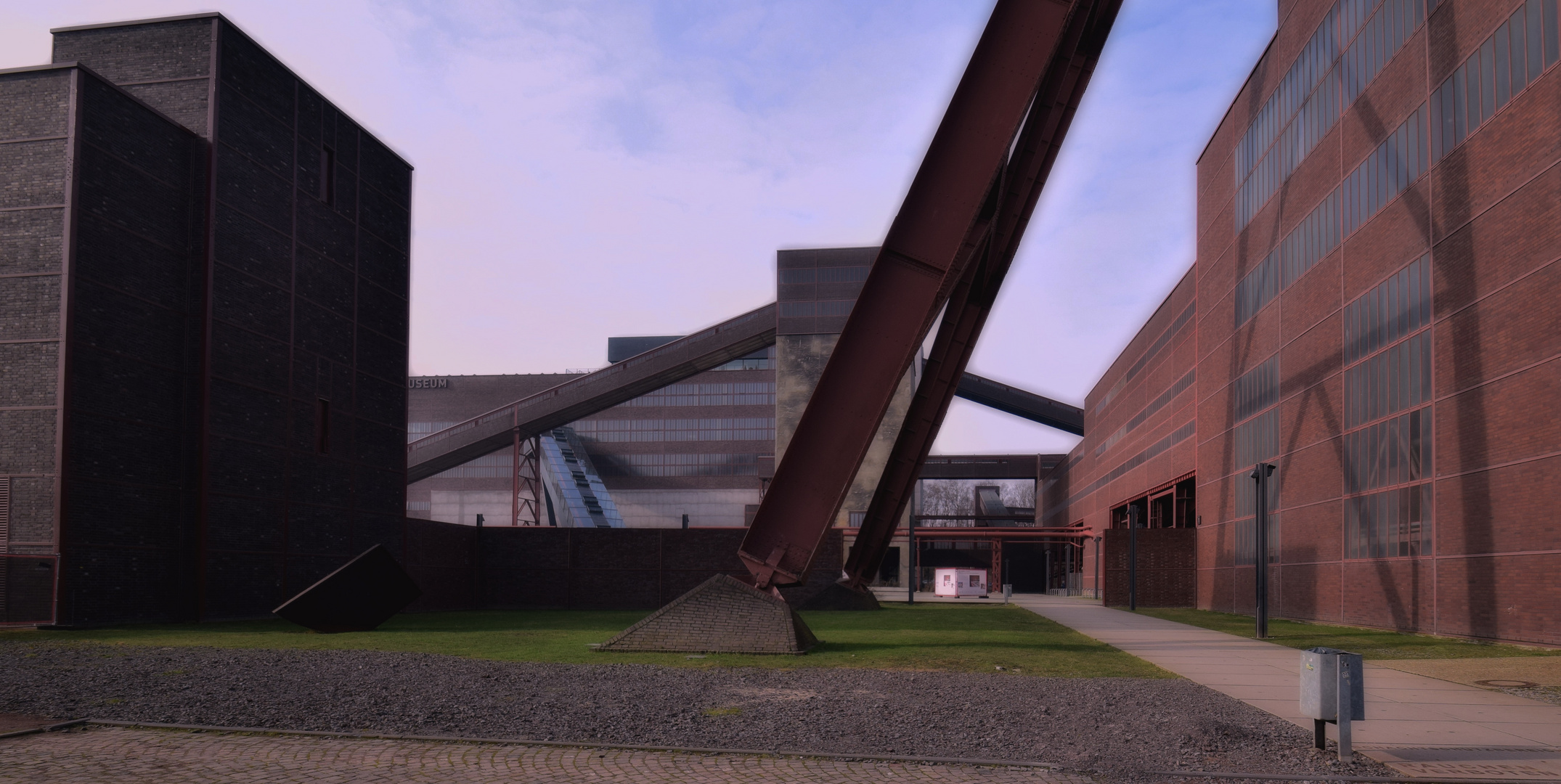 Zeche Zollverein (XXI) Stützen des Doppelbockturms