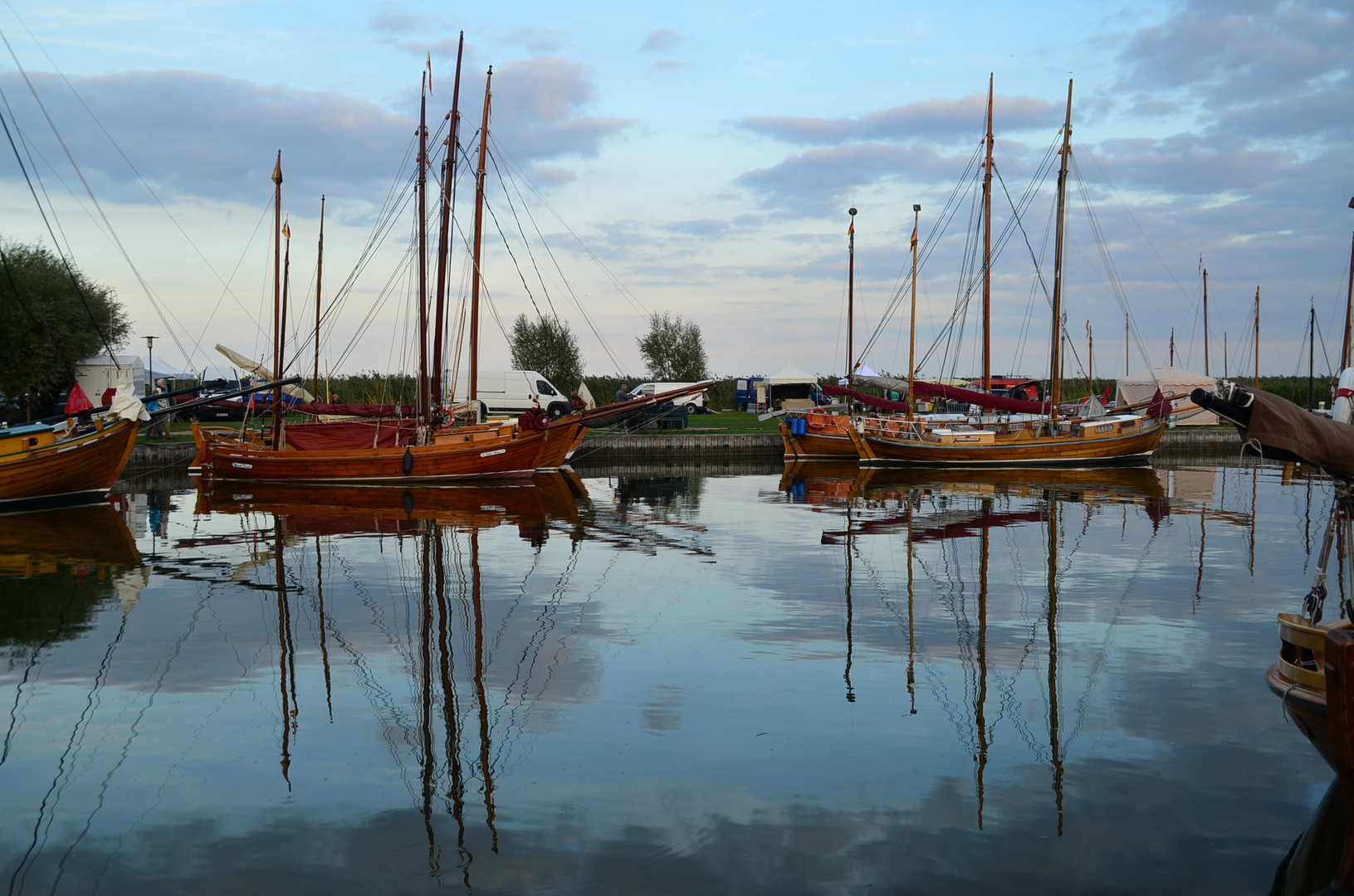 Zeesboote im Althäger Hafen