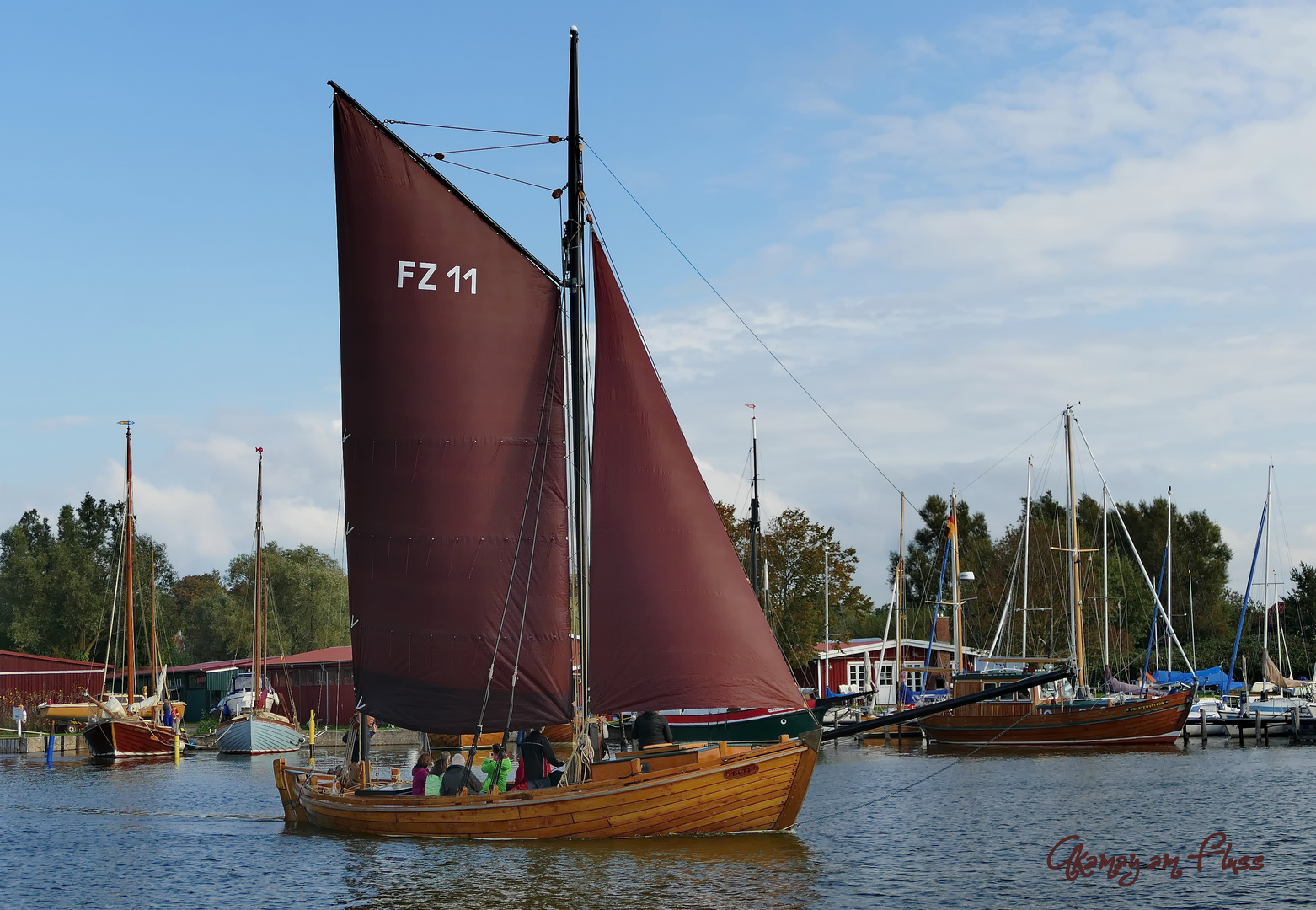 Zeesenboot FZ11 - Wustrow 