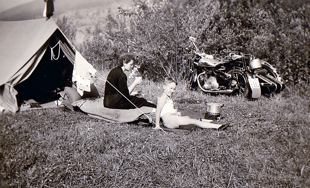 Zeit - Doku 1955: Camping brutal mit NSU 500 ...