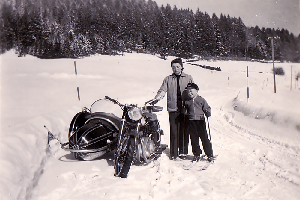 Zeit - Doku 1955: Wintersport mit NSU 500