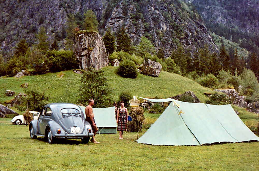 Zeit - Doku 1960: Camping mit Käfer und Wellensittich