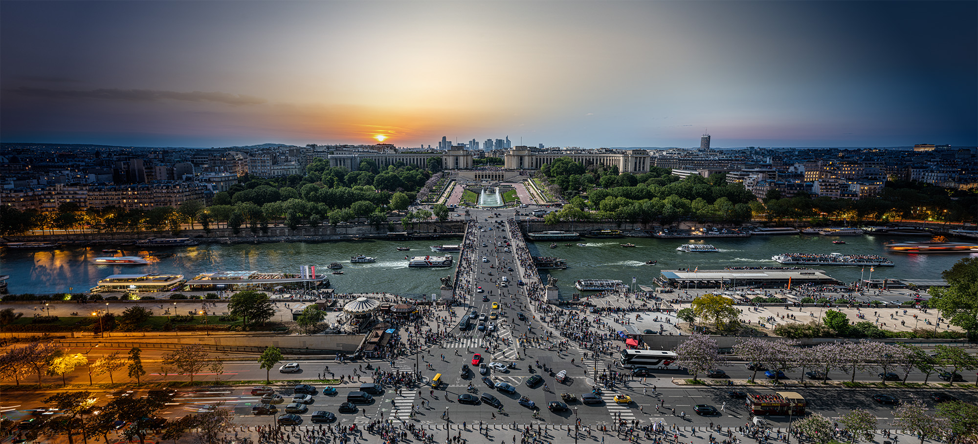 Zeitrafferkomposition Pont d'Iéna, Paris, Mai 2023