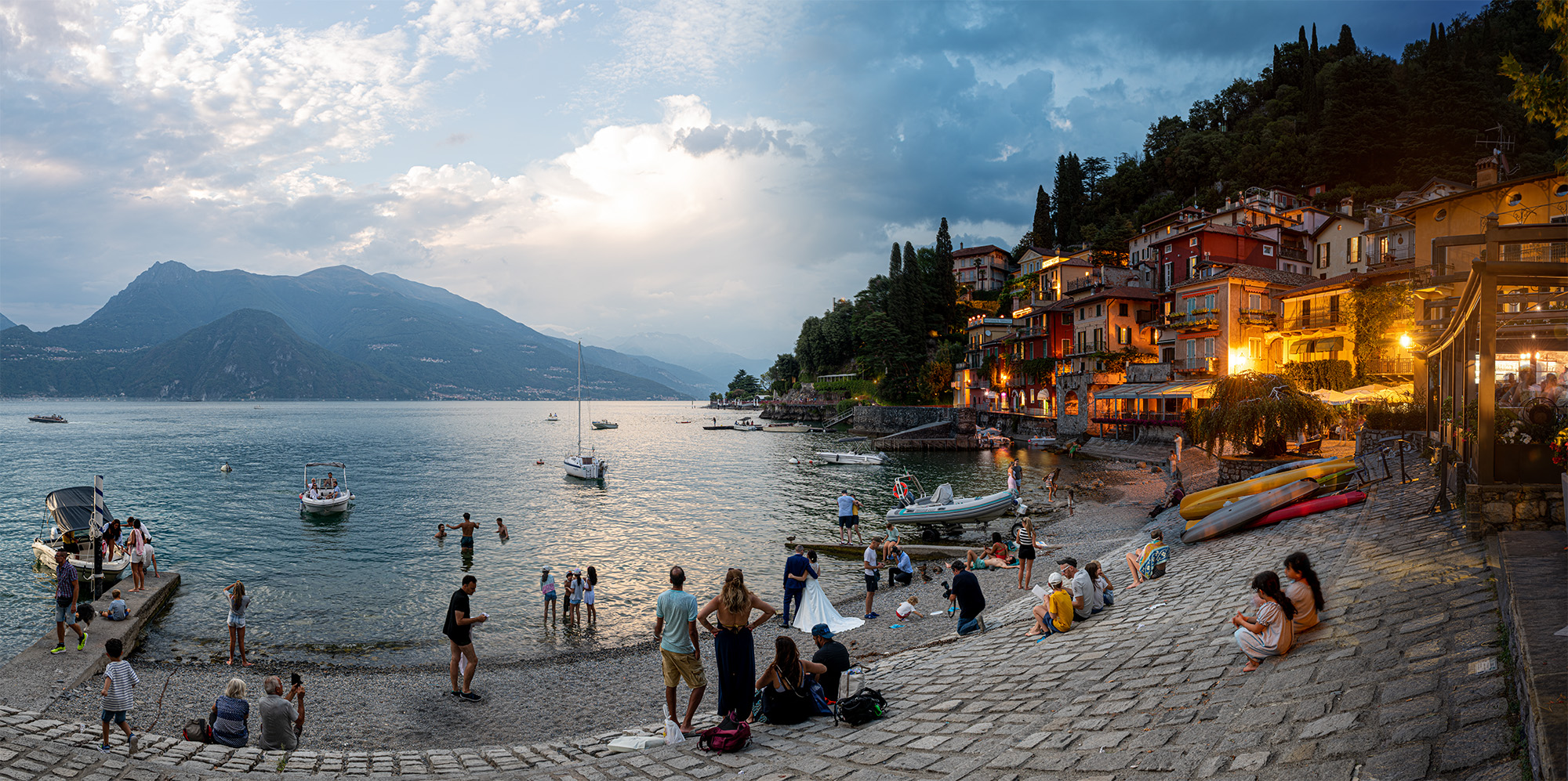 Zeitrafferkomposition Varenna, Comer See, Italien, August 2022