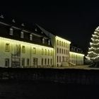 Zeitungsmuseum bei Nacht