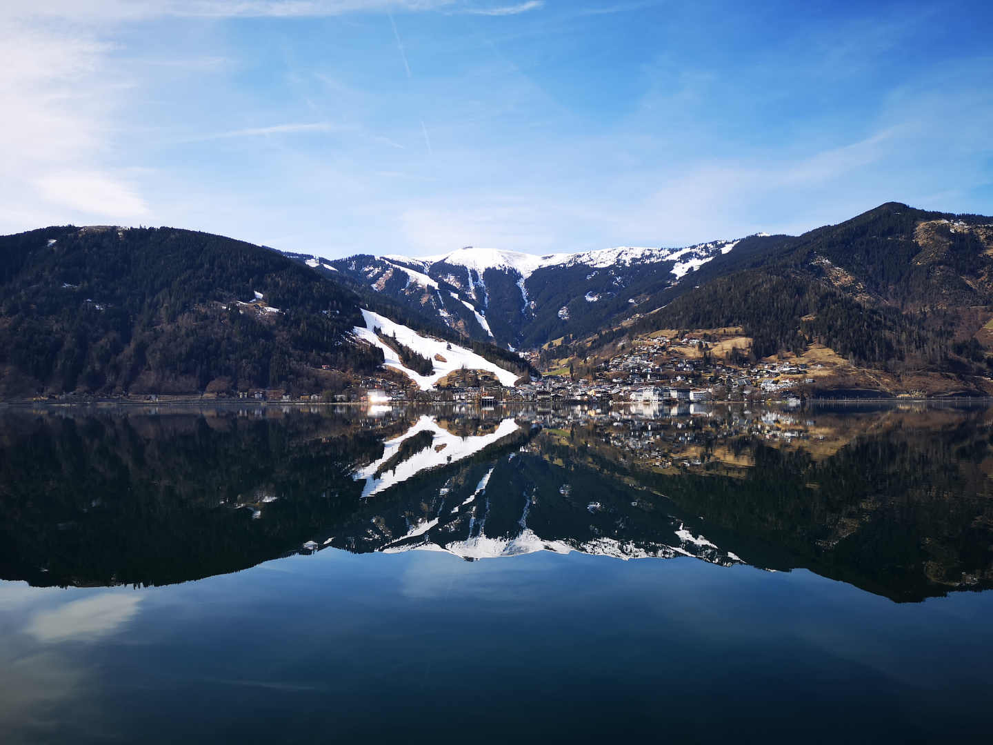 Zell am See/Salzburg/Österreich - Spiegeung 