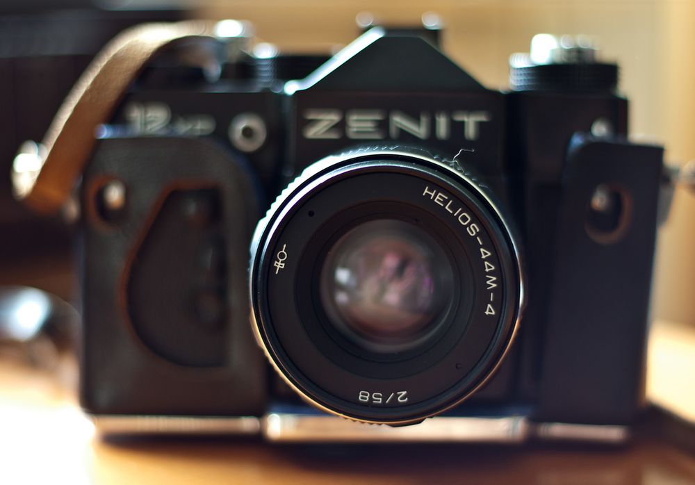 Zenit 12XP