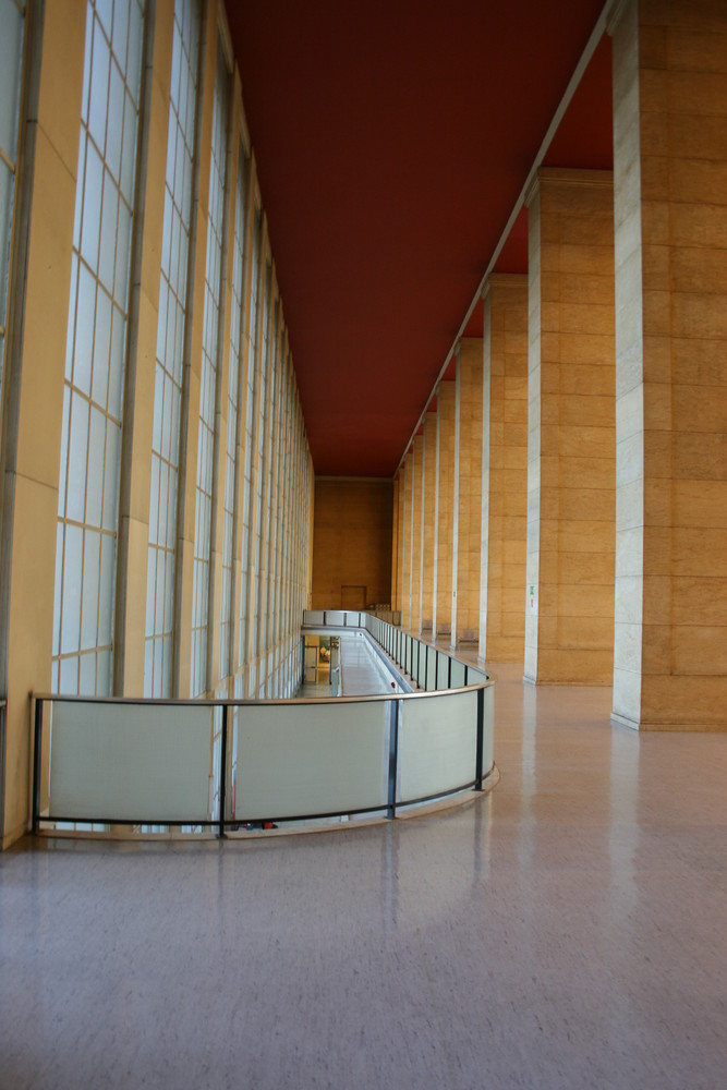 Zentralflughafen - Tempelhof 1