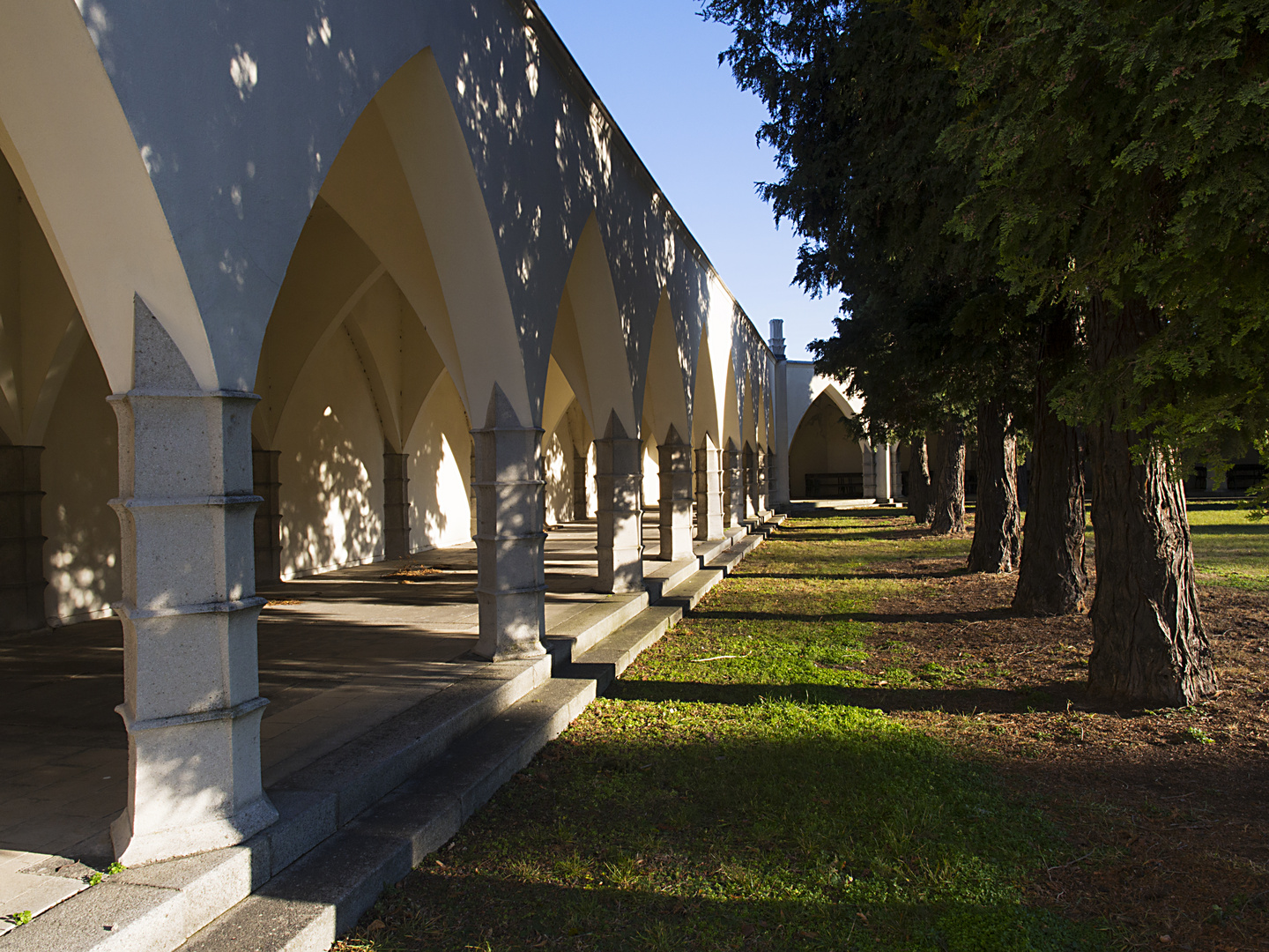 zentralfriedhof tor fünf