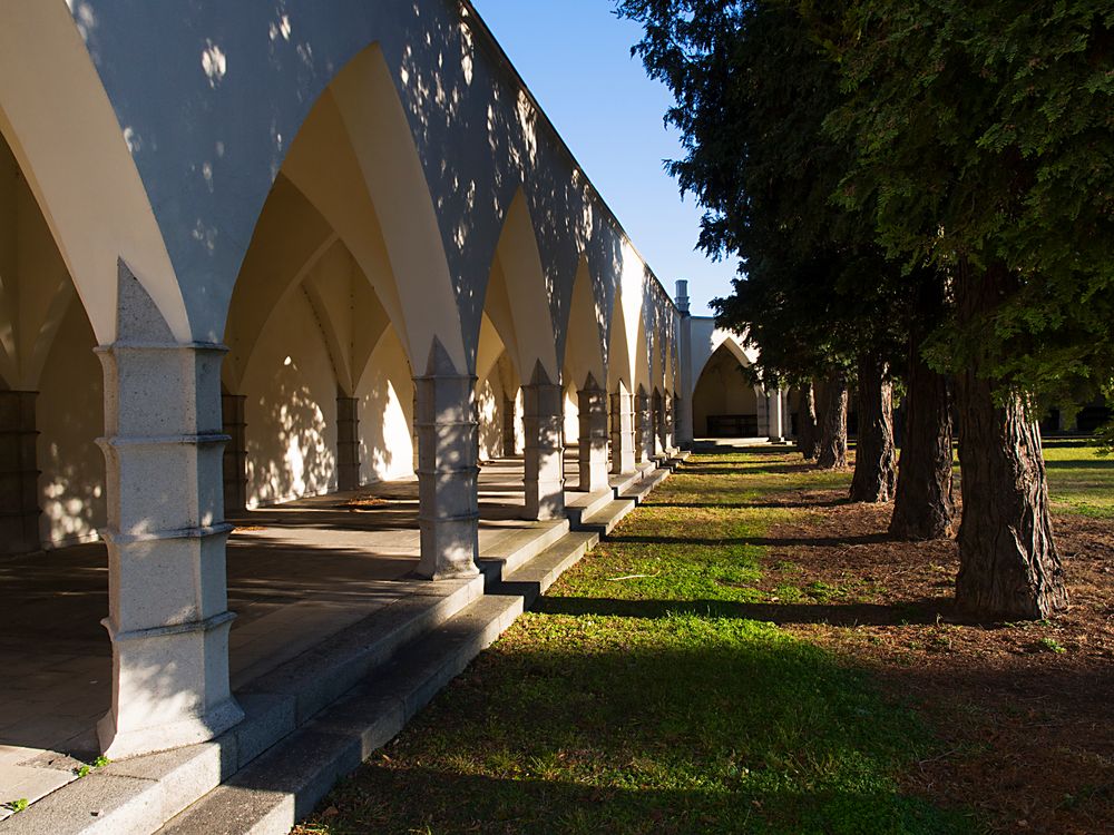 zentralfriedhof tor fünf