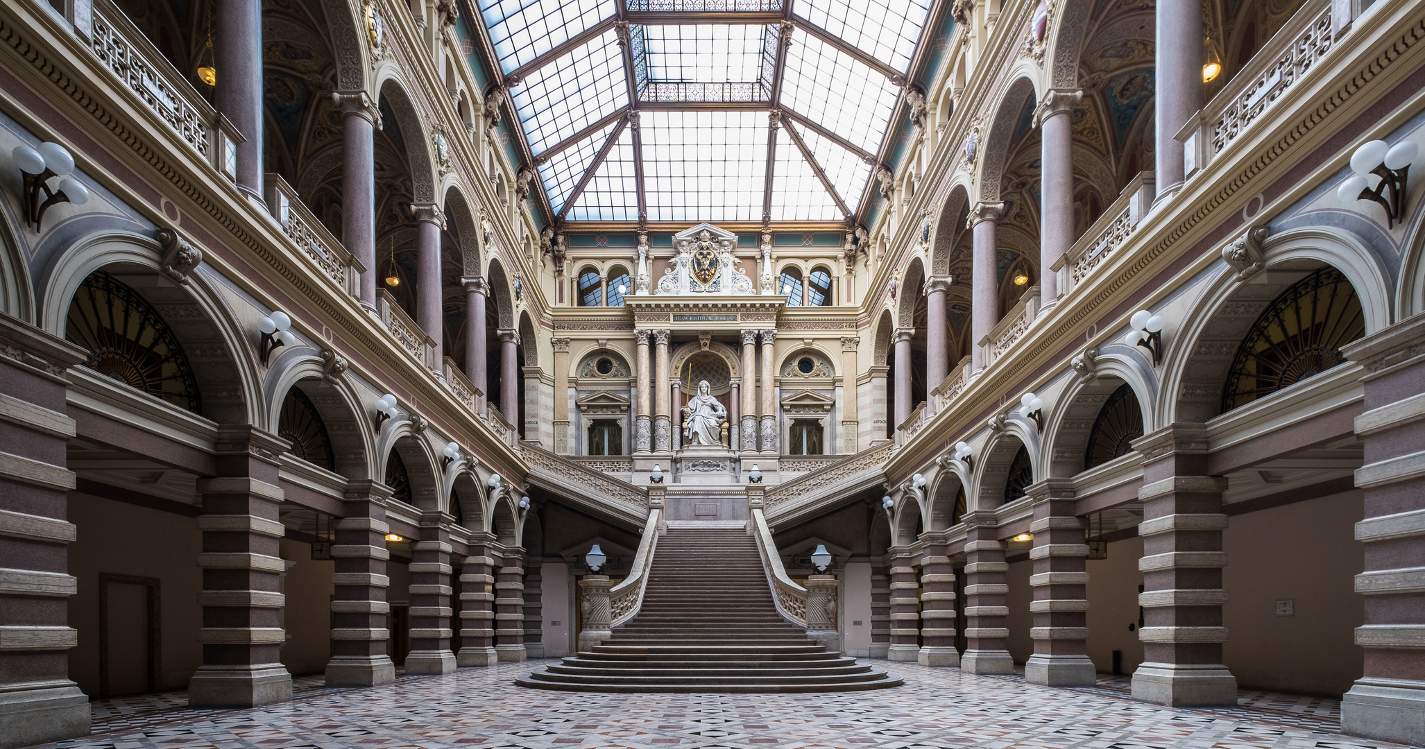 Zentralhalle Justizpalast - Wien