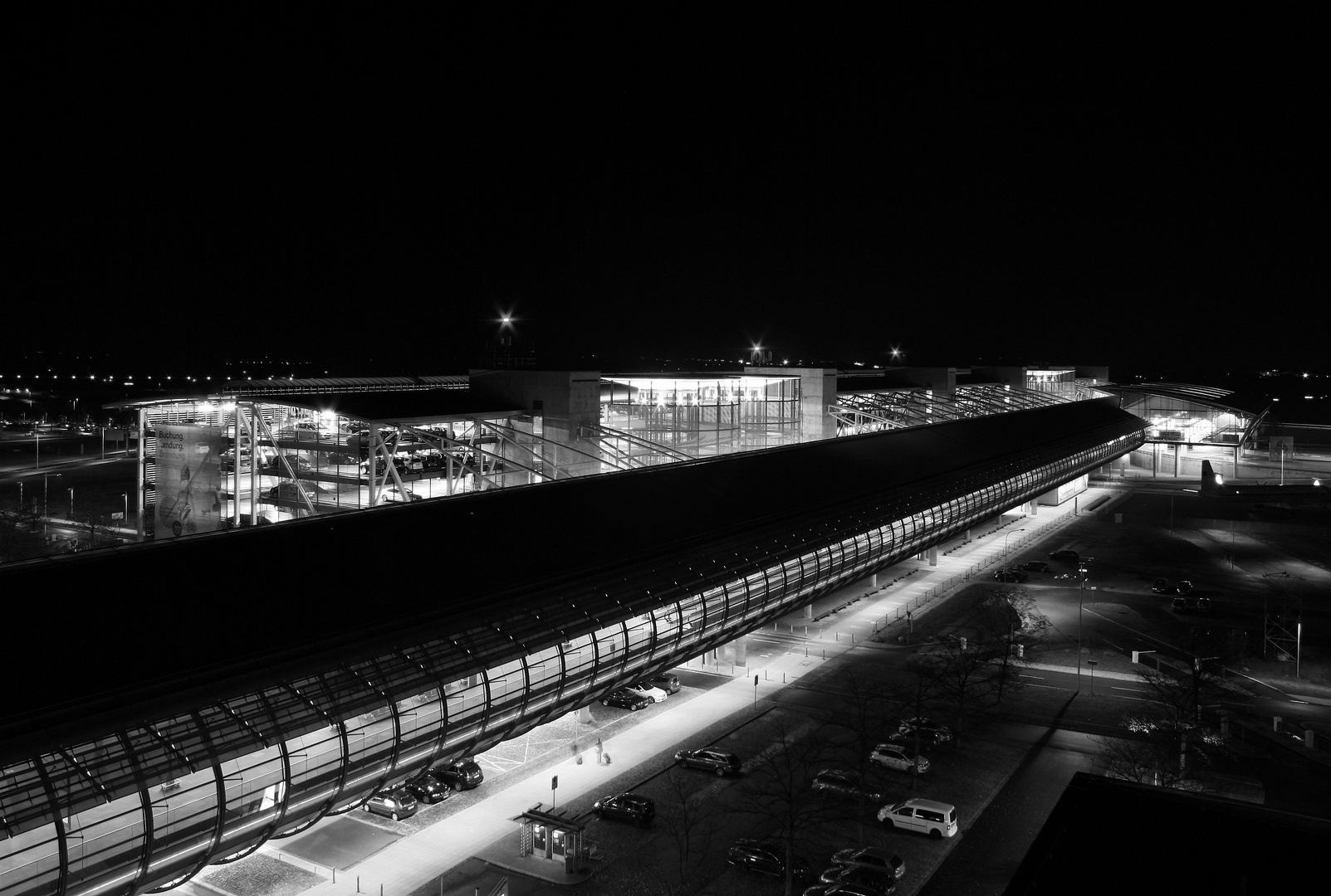 Zentralterminal -Flughafen Leipzig Halle- Bei Nacht