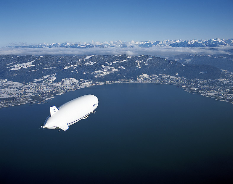 Zeppelin NT über der Bregenzer Bucht