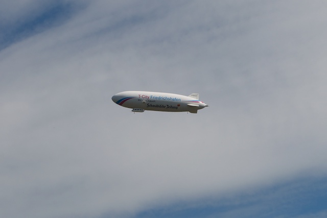 Zeppelin über dem Untersee