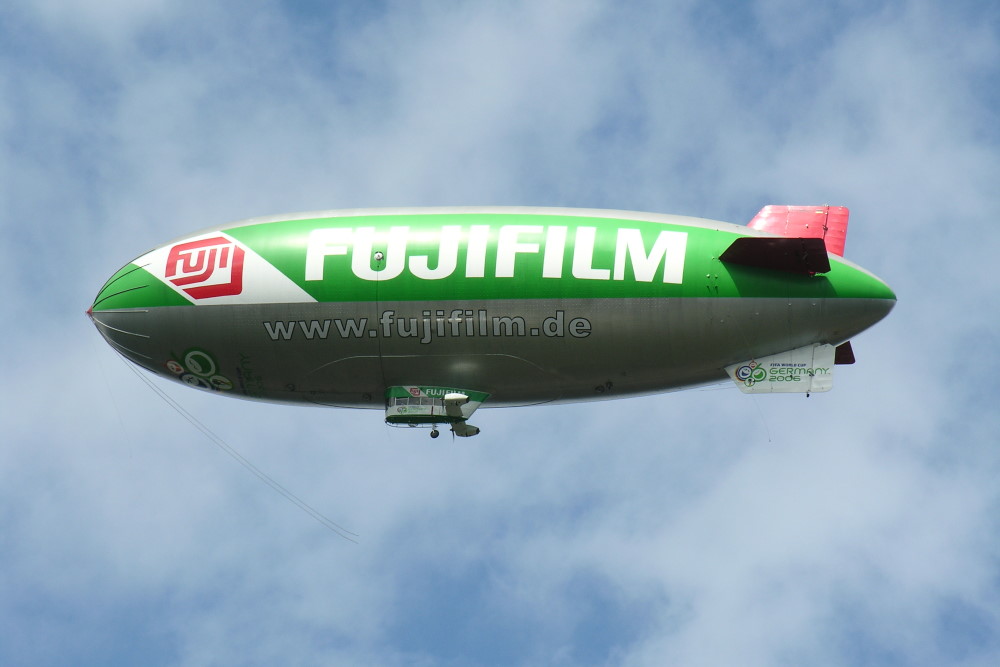 Zeppelin über Oberhausen