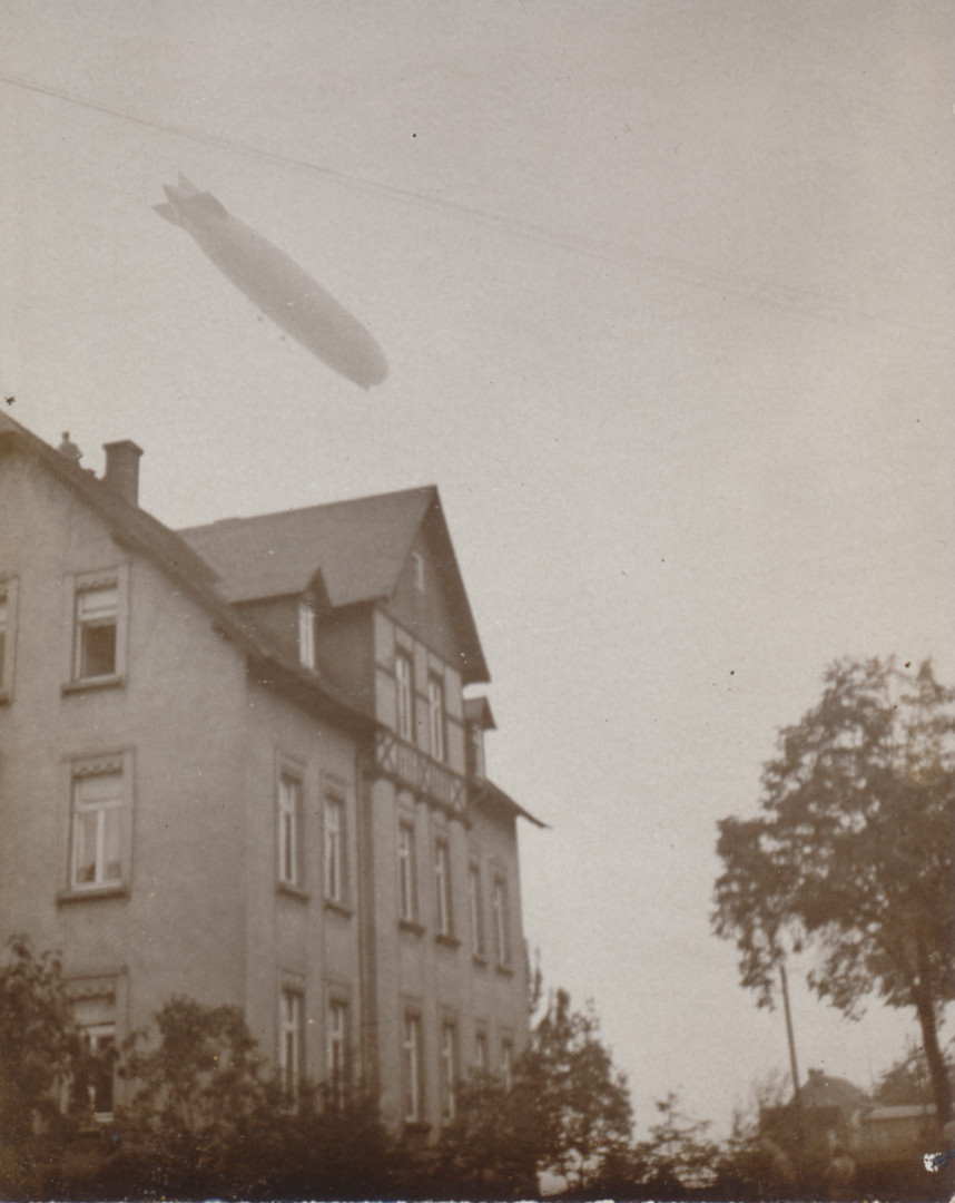 Zeppelin über Reichenbrand am 16.11.1930