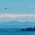 Zeppelin vor Insel Mainau