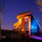 Zerfallene Hütte bei Nacht