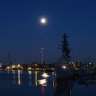 Zerstörer Mölders bei Vollmond