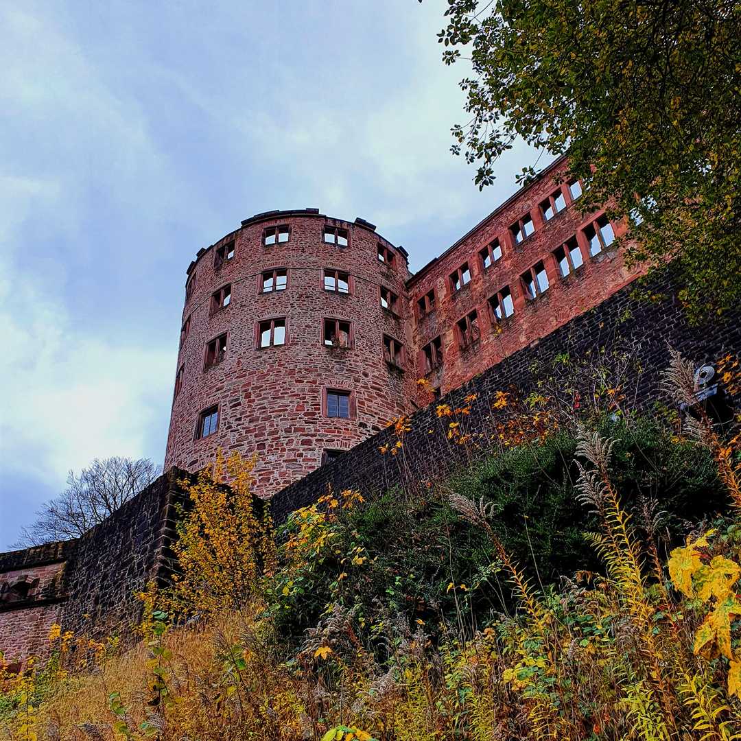 "Zerstört"