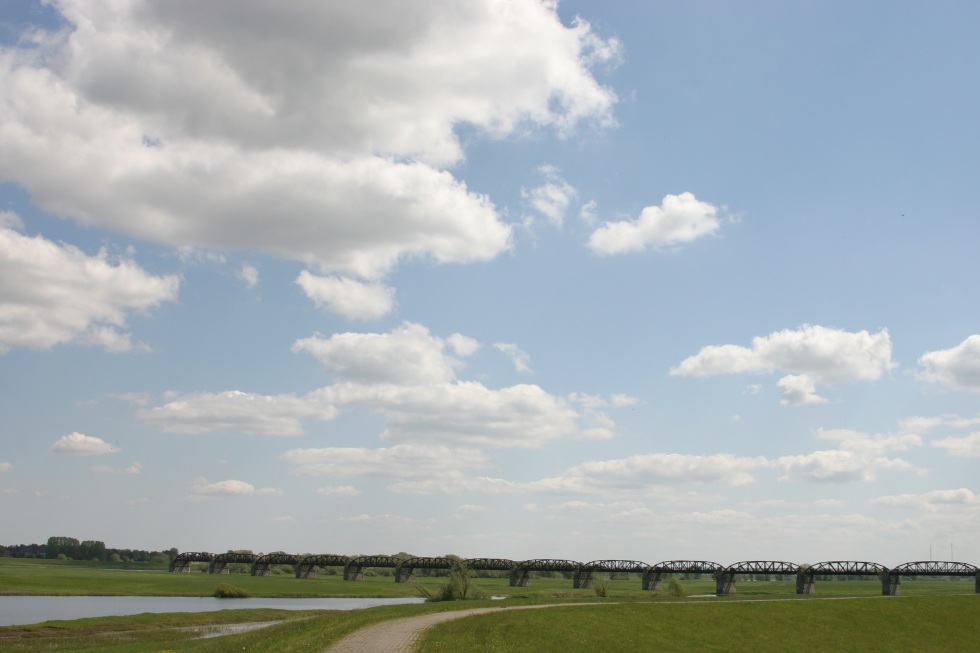 zerstörte Eisenbahnbrücke nach Dömitz