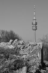 Zerstörung am Oberwiesenfeld