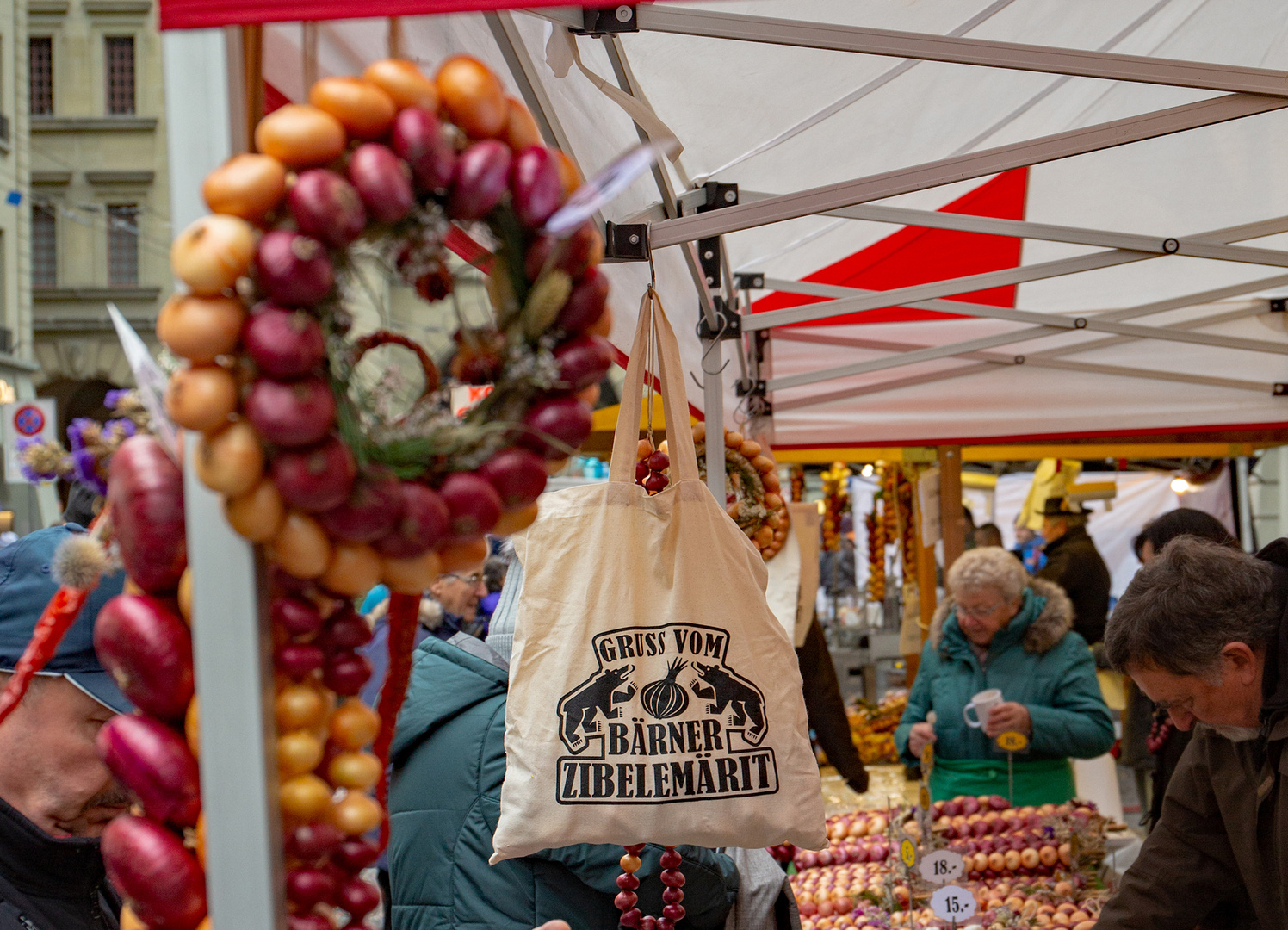 Zibelemärit in Bern (Zwiebelmarkt)