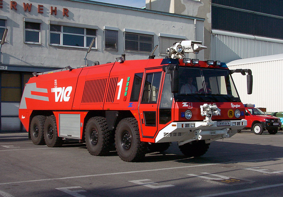 Ziegler Z8 - Flughafen Wien