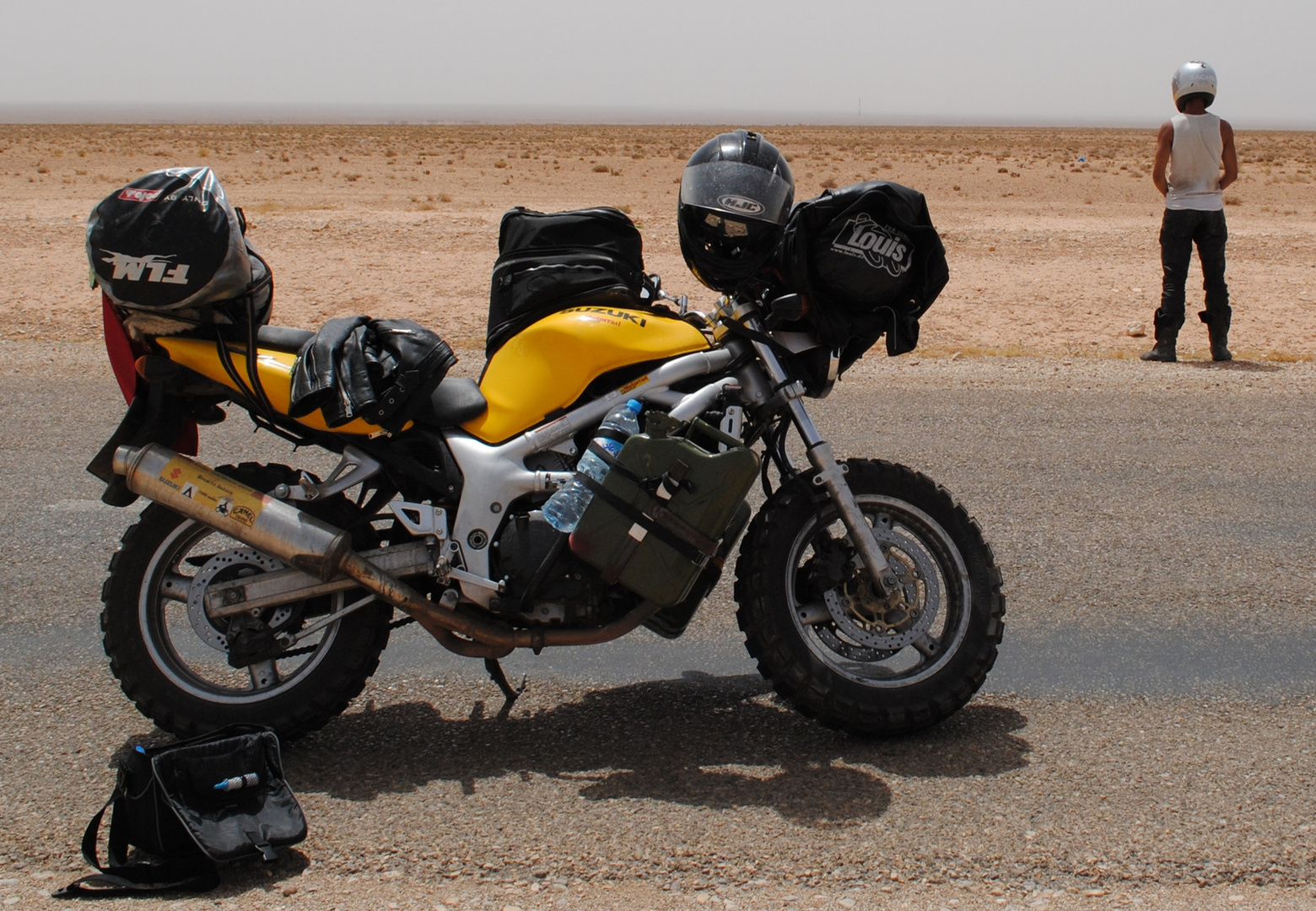 Ziel erreicht! Mit 18 Jahren zu zweit auf einer gedrosselten Suzuki SV 650 in die Sahara