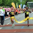 Zieleinlauf der Frauen ,Tuifly-Marathon Hannover