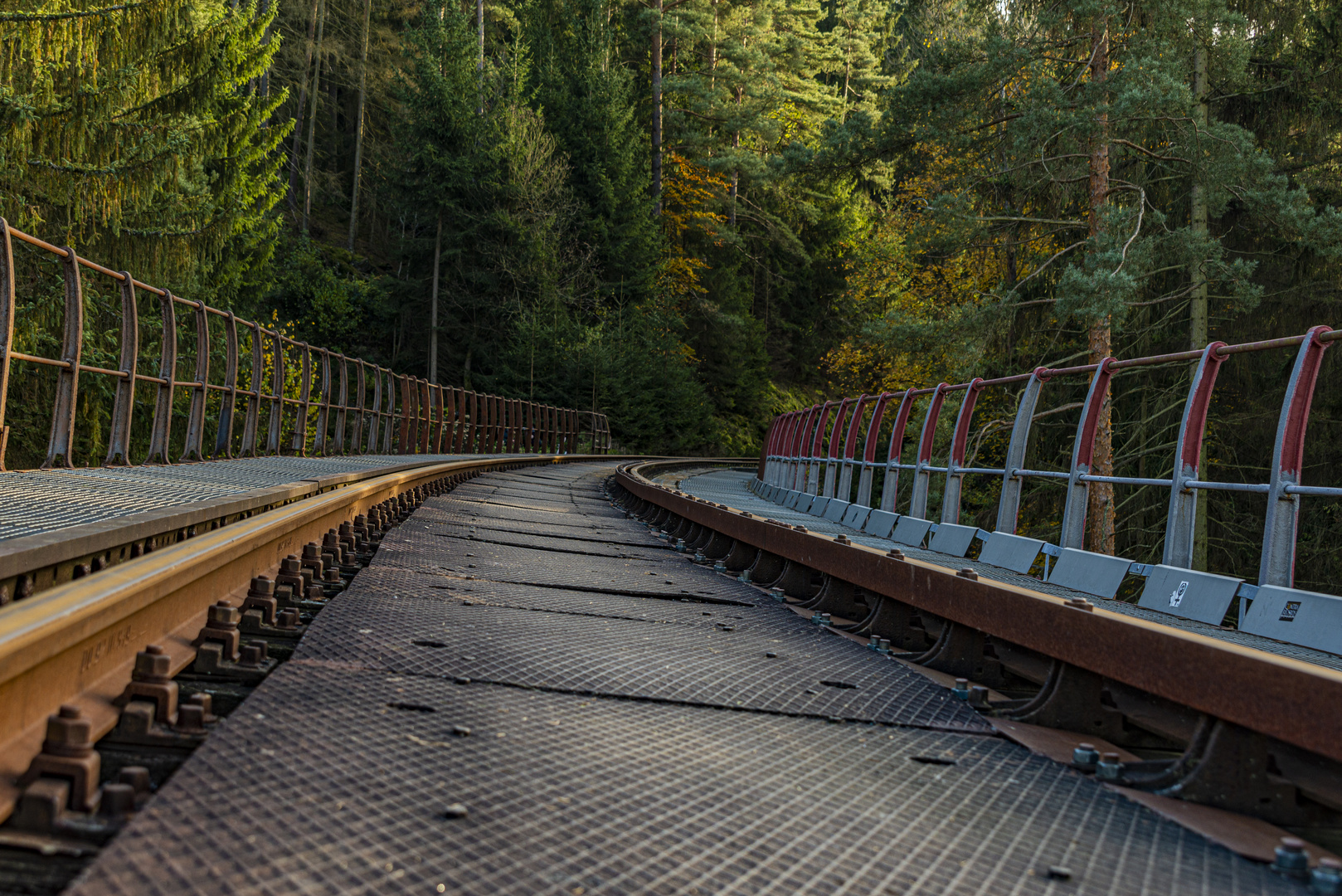 Ziemestalbrücke ... ganz schön schräg