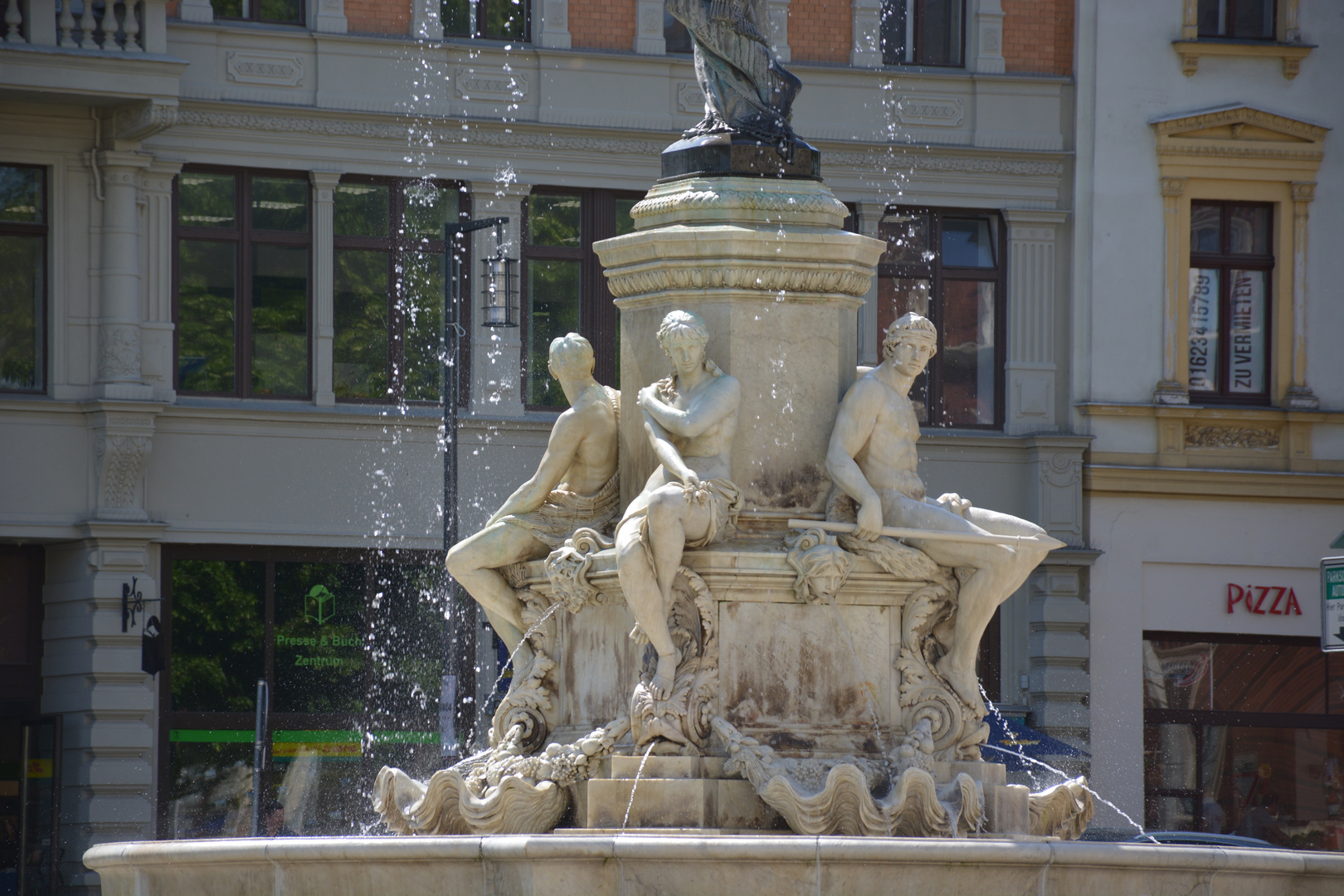 Zierbrunnen Postplatz