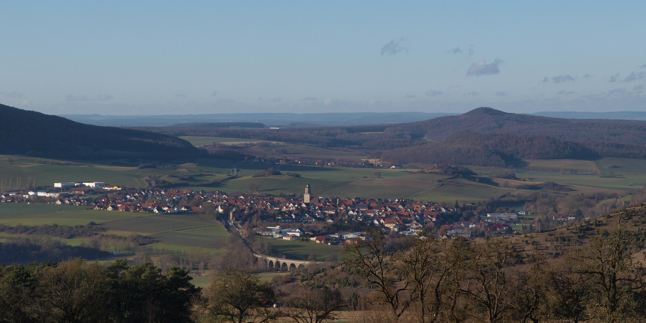 Zierenberg mit alter Brücke