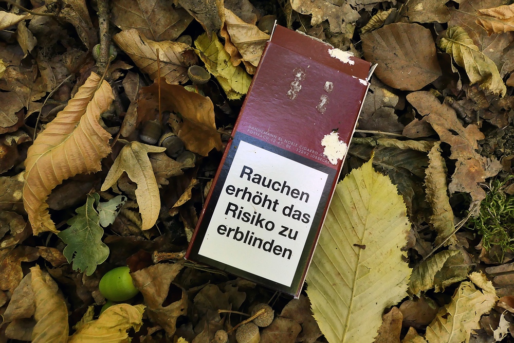 Zigarettenschachteln: Rauchen erhöht das Risiko zu erblinden 01