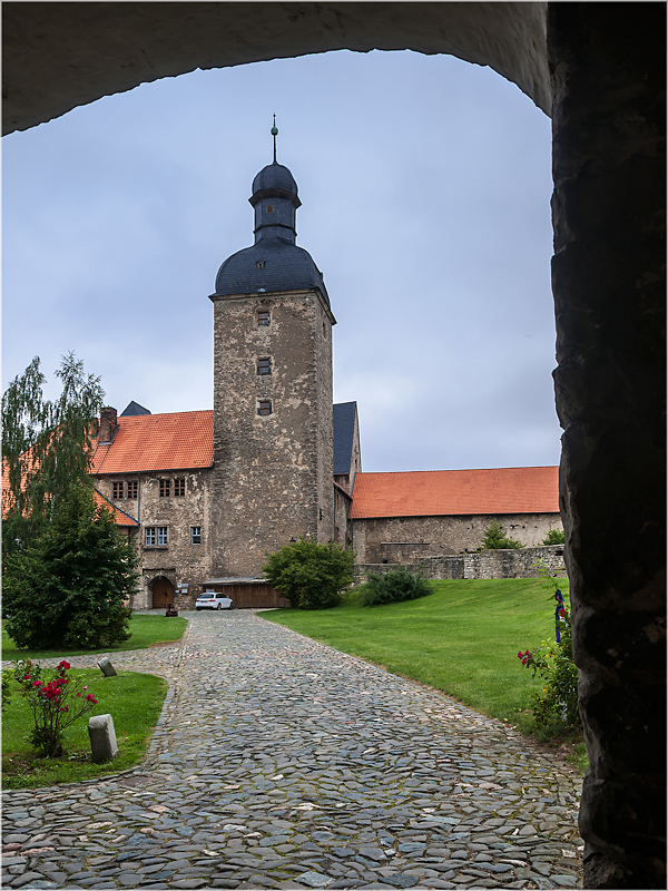 Zilly, Bergfried der Hauptburg