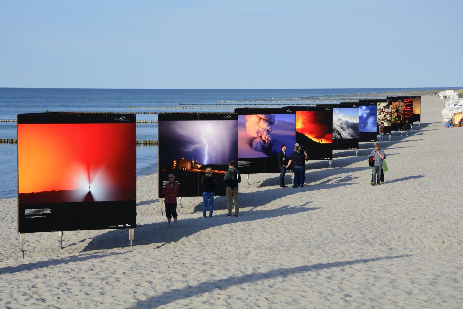 #Zingst open Air Ausstellung am Strand