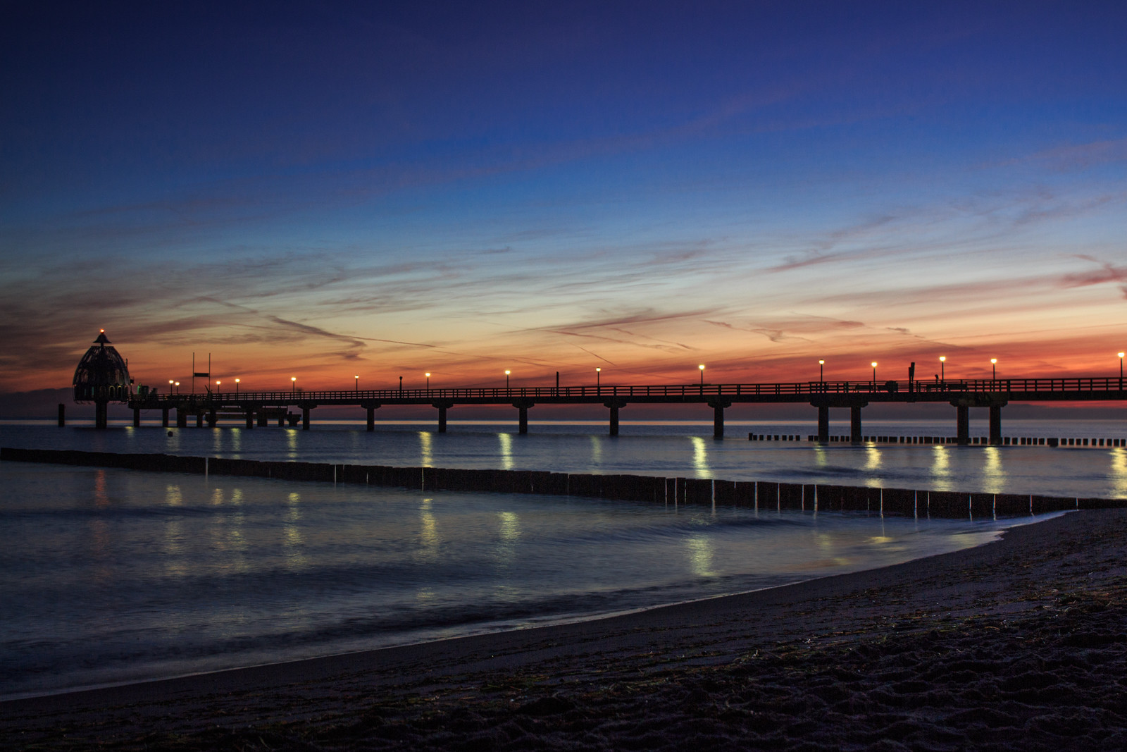 Zingst Seebrücke am Morgen 