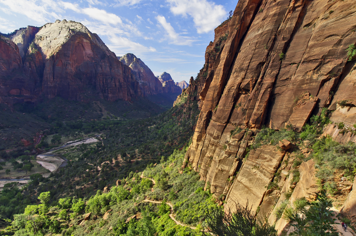 Zion Canyon - The Way Towards the Angel's Landing