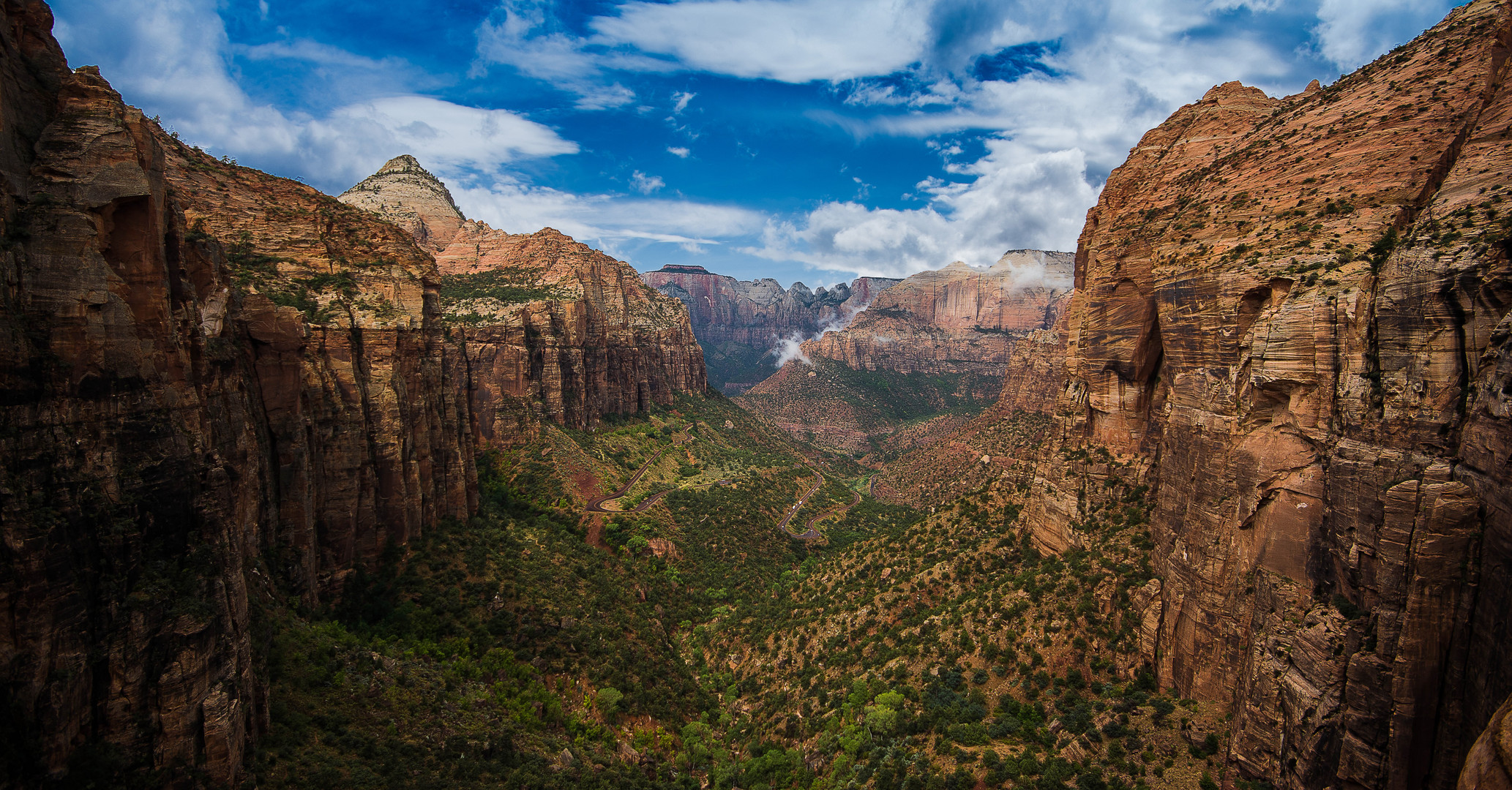 Zion NP - Canyon Overlook Trail 1