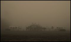 Zirkus im Nebel (Nebelbilder 1)