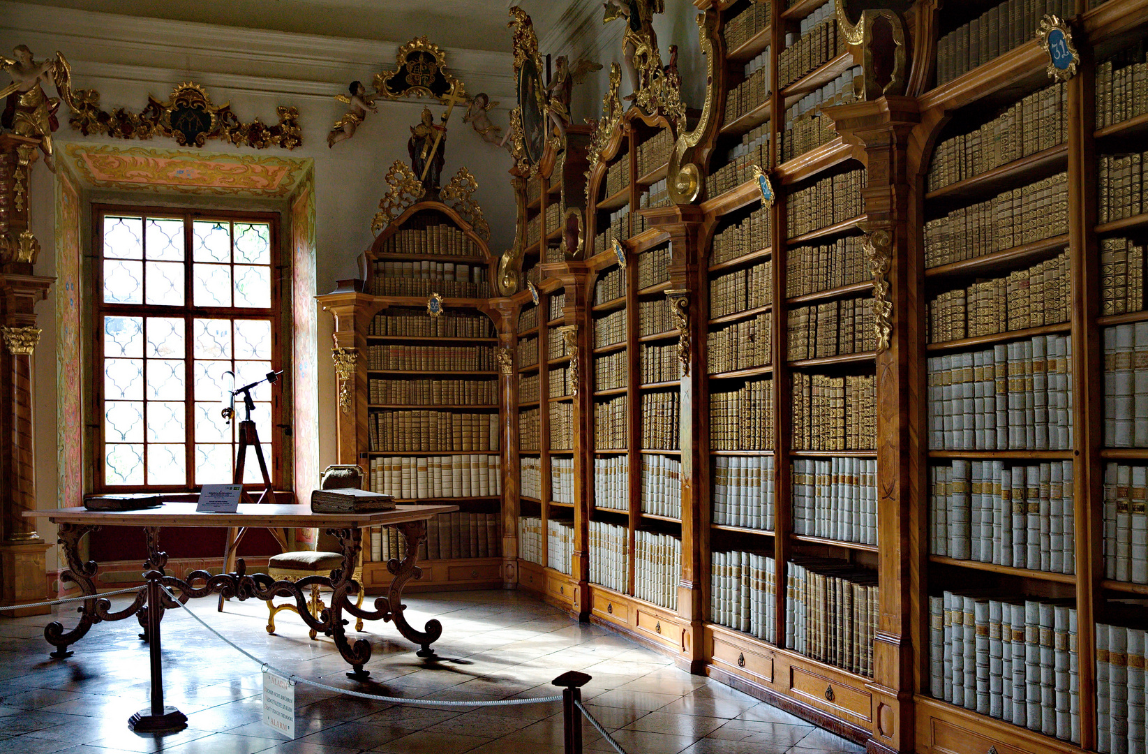 Zisterzienser Kloster Brod-Hohenfurth - Südböhmen - Bibliothek