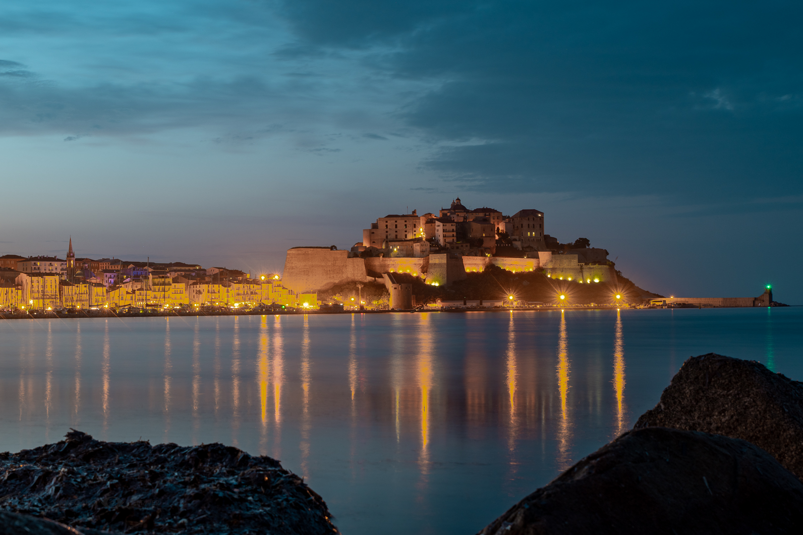 Zitadelle von Calvi (Korsika) - blaue Stunde