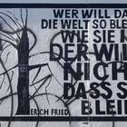 Zitat von Erich Fried (East Side Gallery, Berlin)