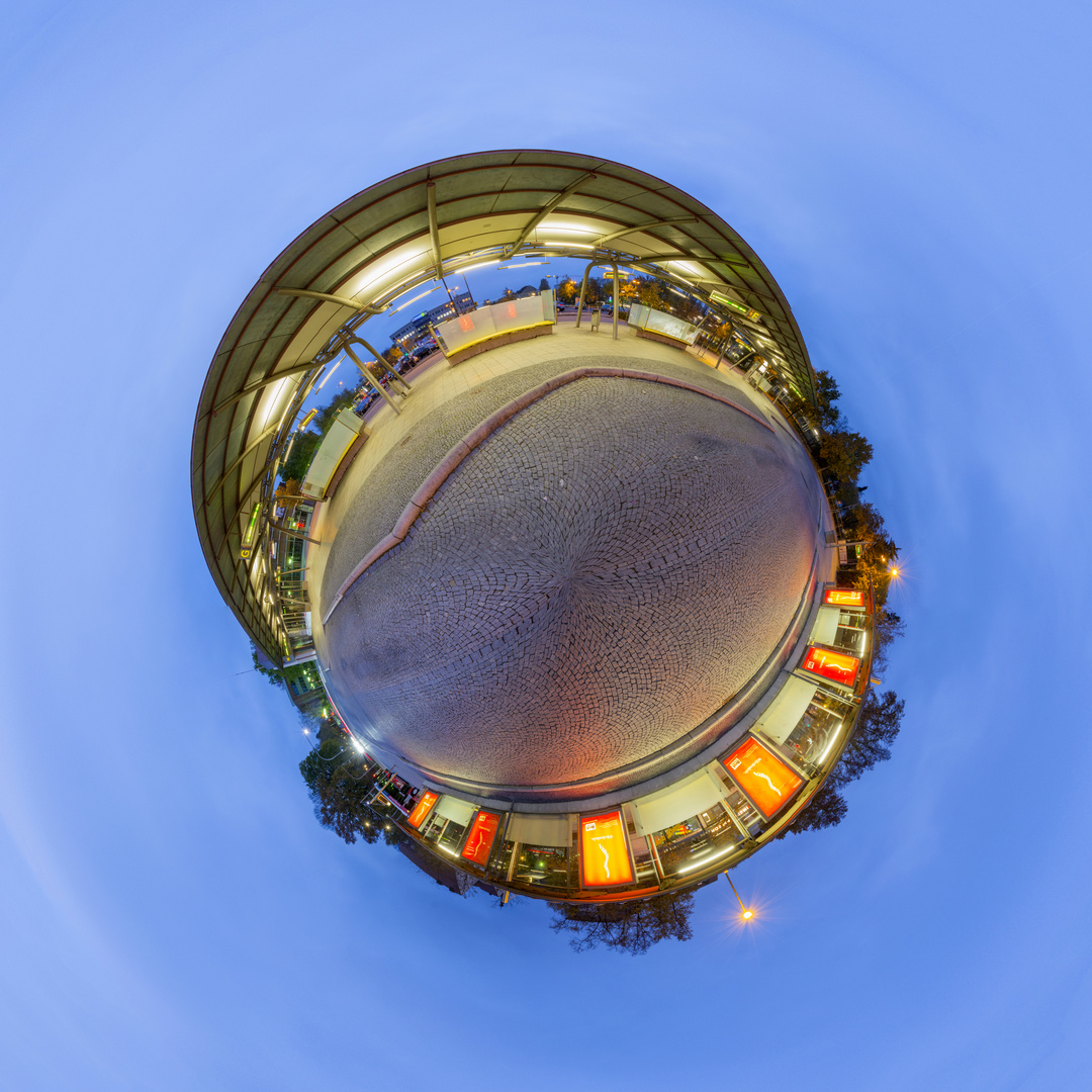 ZOB Weiden, little Planet