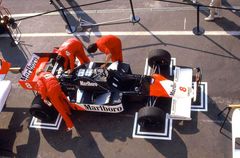 ZOLDER Belgien vom BOXENDACH Fotografiert .McLaren TAG Turbo Porsche F.1