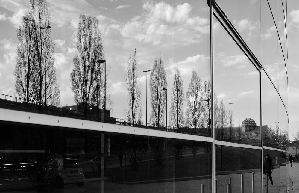 Zollamt gespiegelt Foto & Bild spezial, schwarz weiß, spiegelung