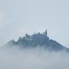 Zollenrnburg im Nebel des Morgens